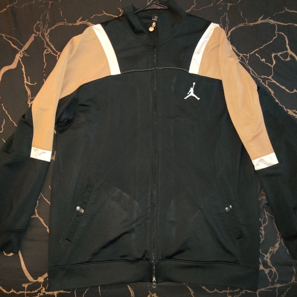 Men's Jordan jacket 2x black white and tan